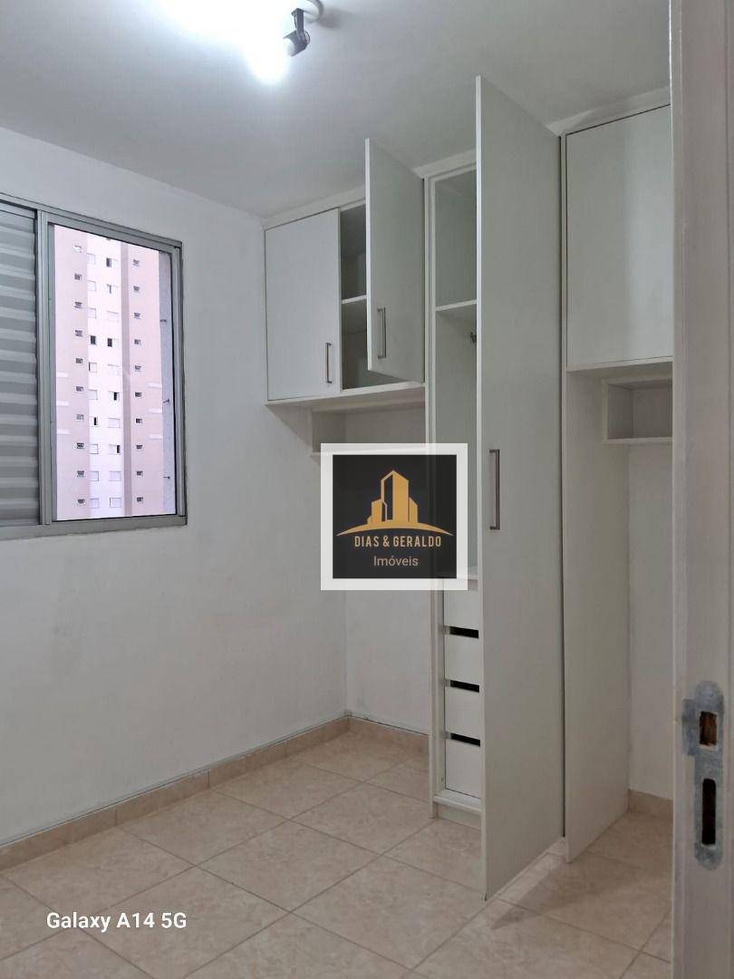 Apartamento para alugar com 2 quartos, 48m² - Foto 9