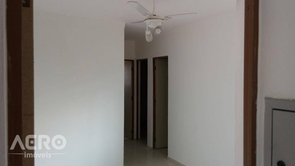 Apartamento à venda com 2 quartos, 48m² - Foto 11