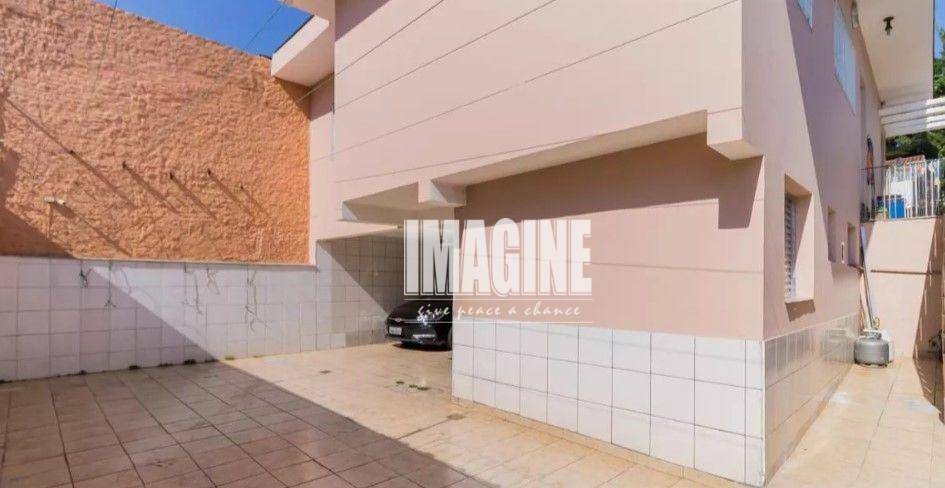 Casa à venda com 4 quartos, 150m² - Foto 2