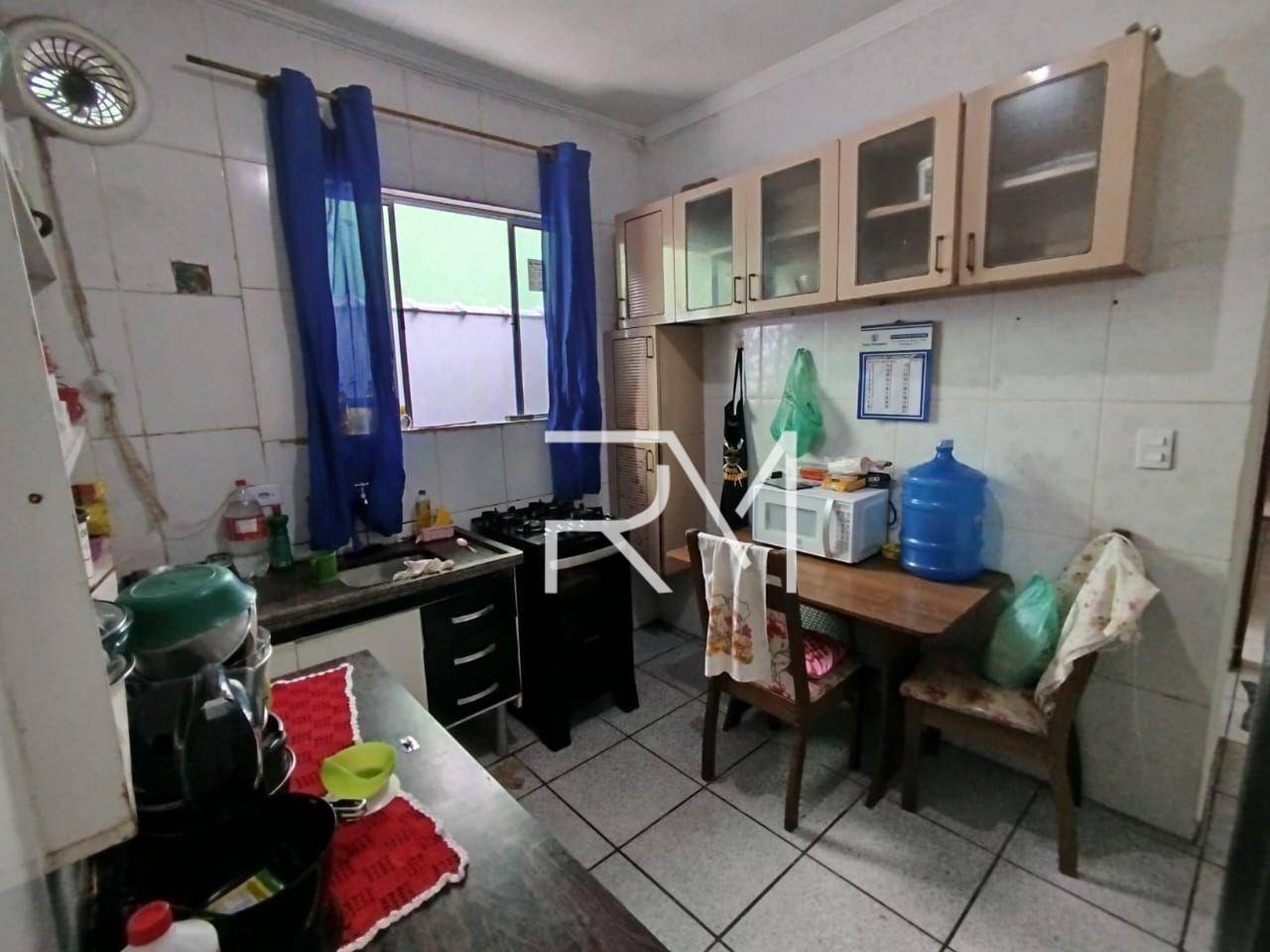 Casa à venda com 2 quartos, 80m² - Foto 8