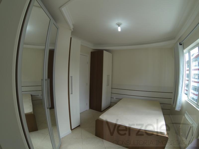 Apartamento à venda com 3 quartos, 127m² - Foto 17