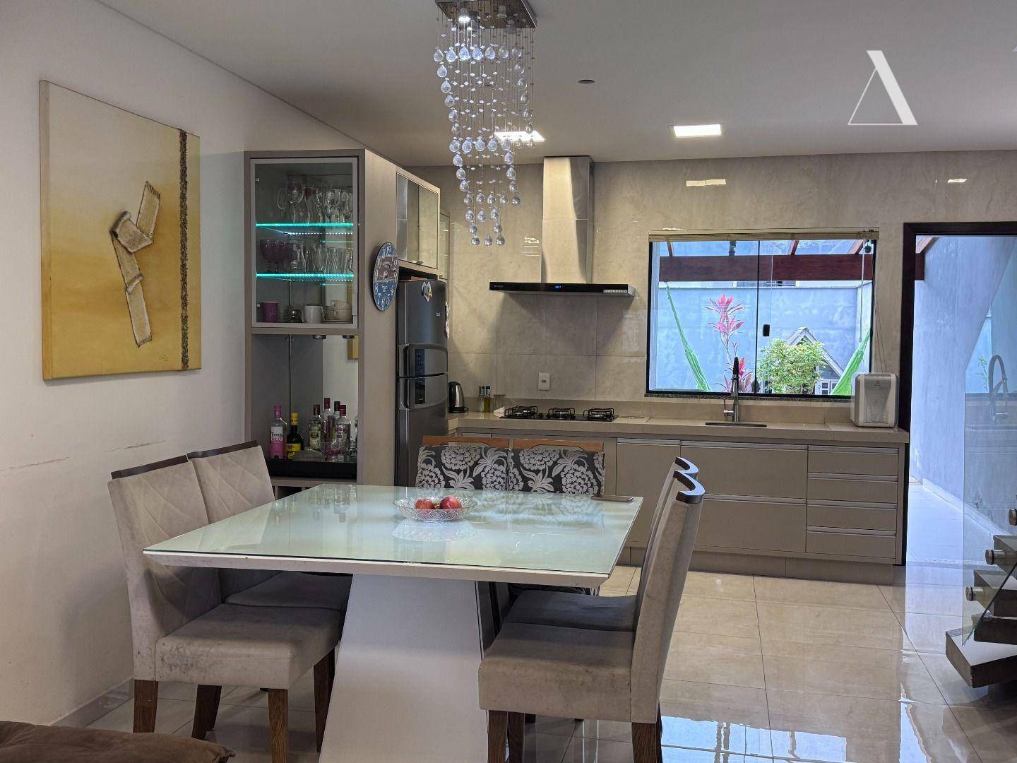 Casa à venda com 3 quartos, 132m² - Foto 3