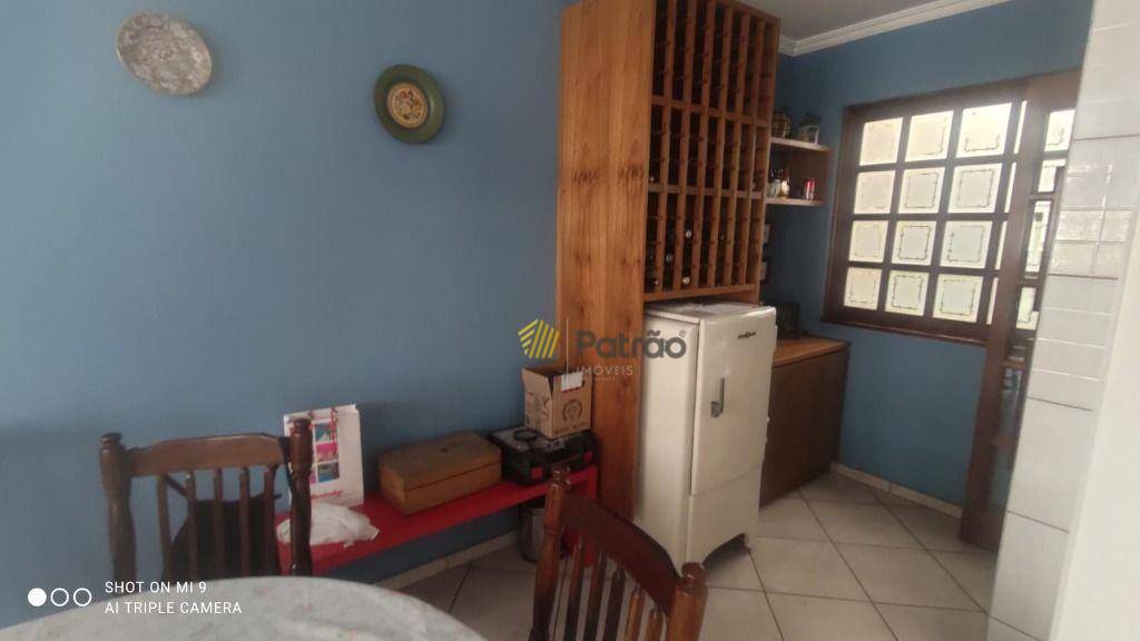 Sobrado à venda com 3 quartos, 320m² - Foto 40