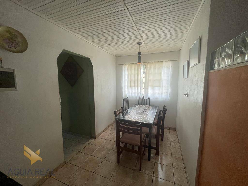 Casa à venda com 2 quartos, 130m² - Foto 5