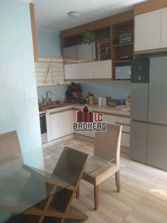 Sobrado à venda com 2 quartos, 120m² - Foto 11