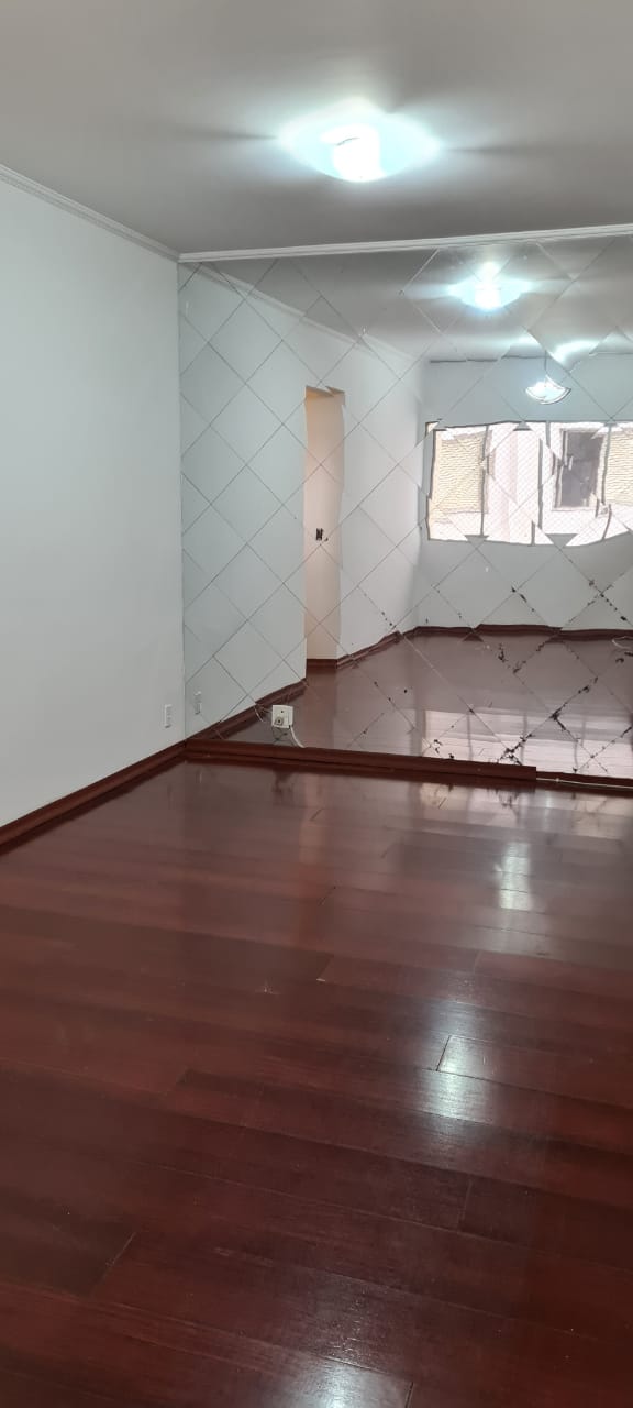 Apartamento à venda com 2 quartos, 65m² - Foto 17