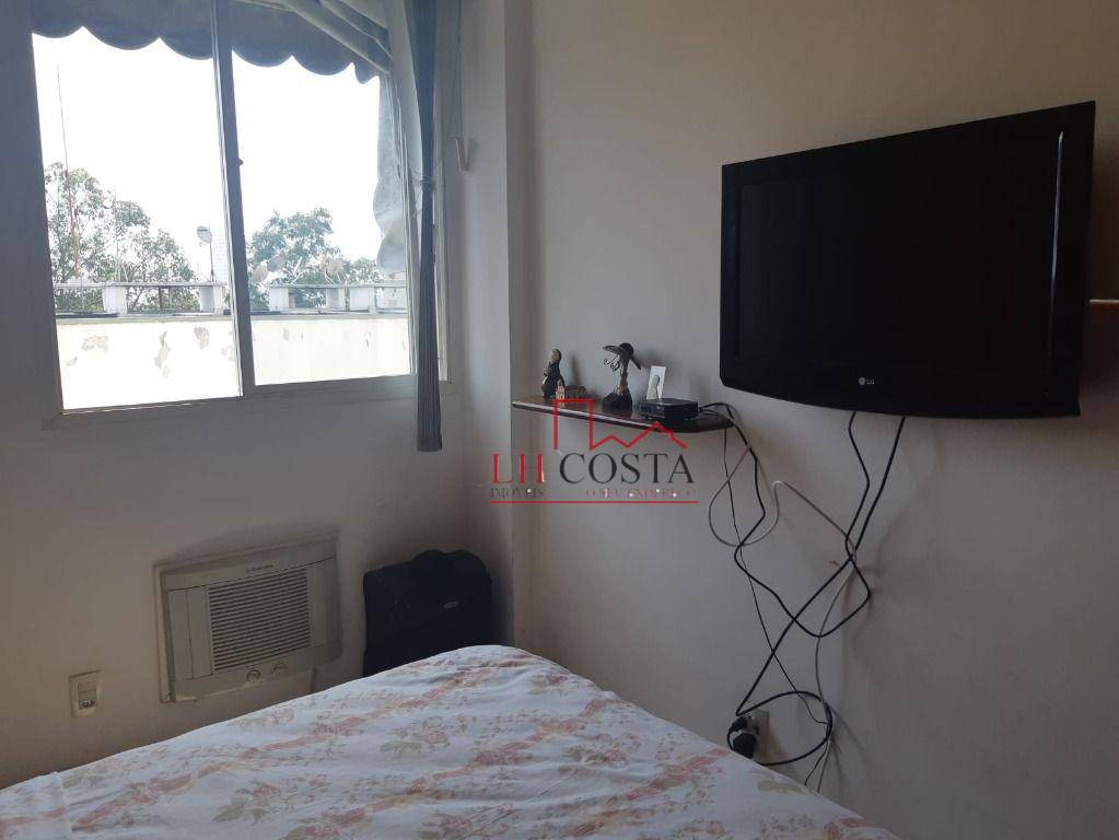 Apartamento à venda com 2 quartos, 70m² - Foto 10