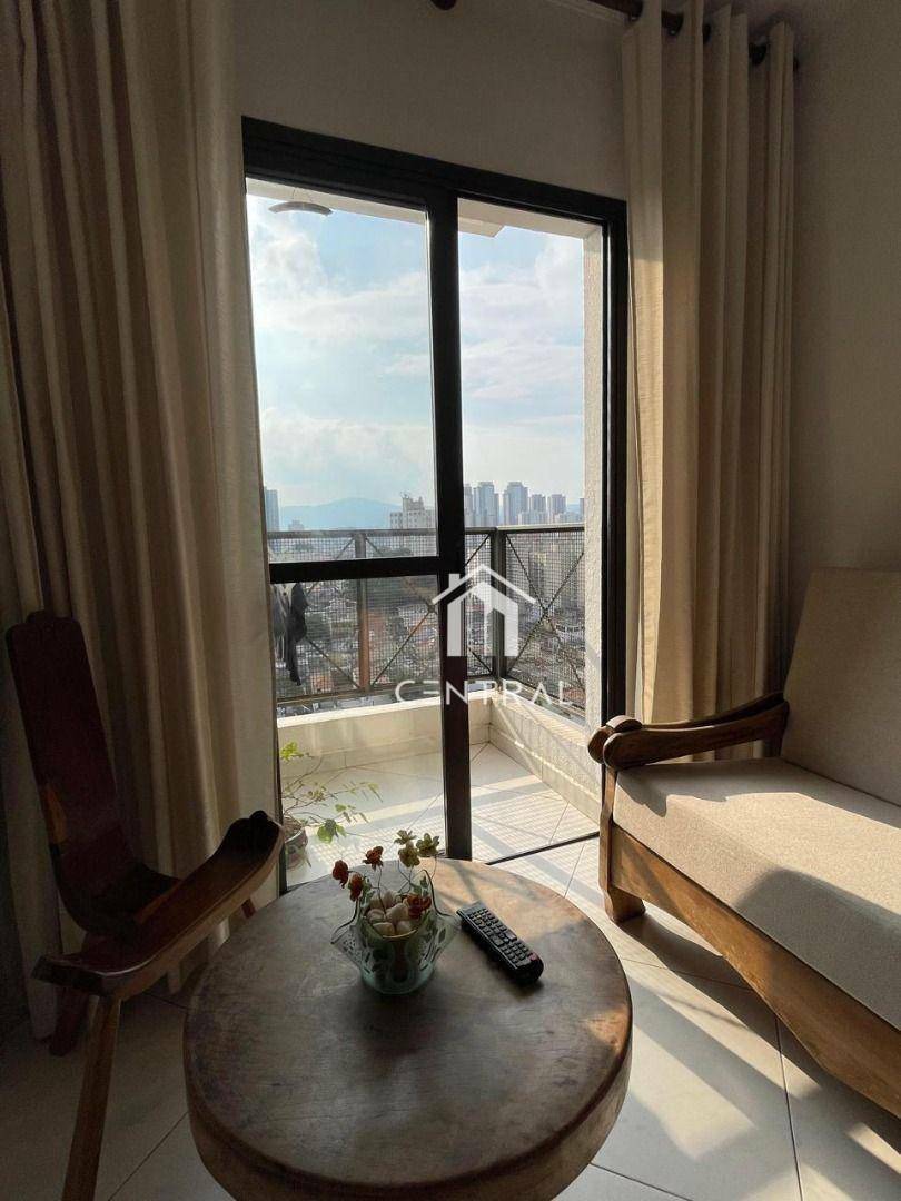 Apartamento à venda com 2 quartos, 69m² - Foto 4