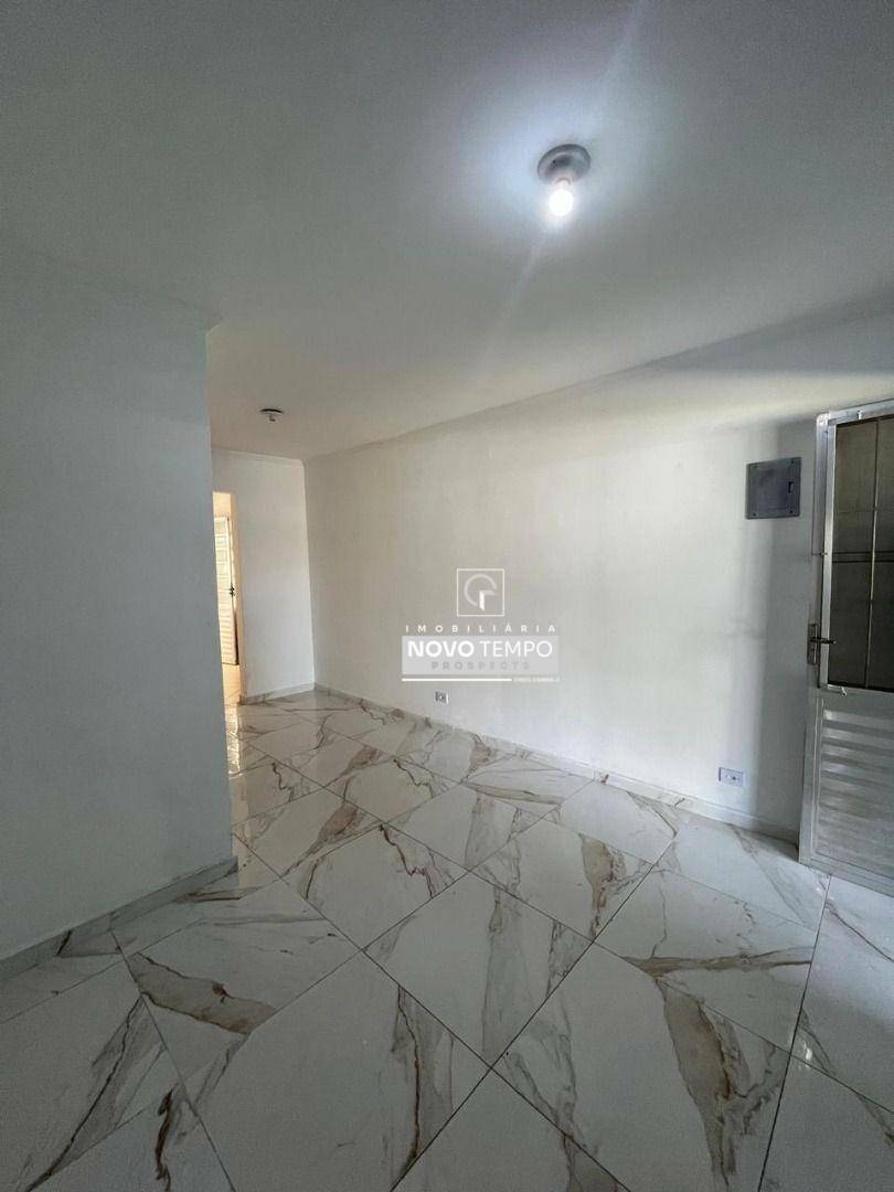 Sobrado para alugar com 2 quartos, 60M2 - Foto 5