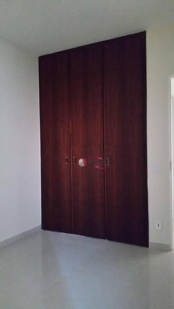 Apartamento à venda com 1 quarto, 57m² - Foto 9