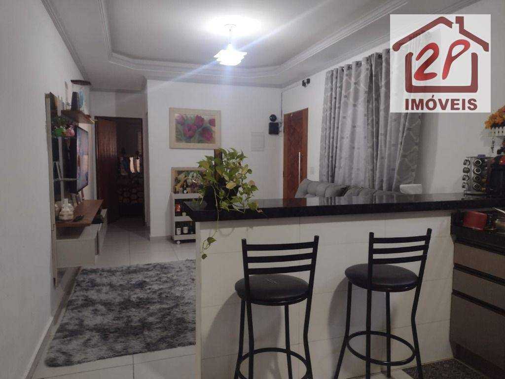 Casa à venda com 3 quartos, 133m² - Foto 2