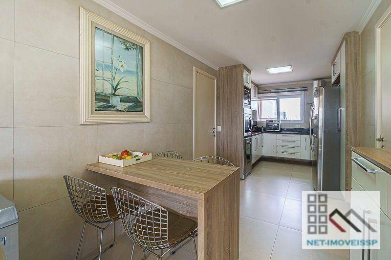 Apartamento à venda com 3 quartos, 210m² - Foto 25