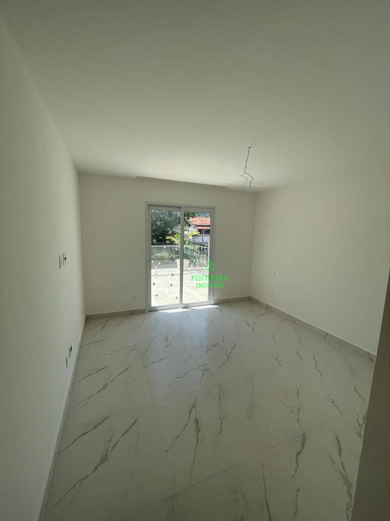 Casa à venda com 4 quartos, 177m² - Foto 5