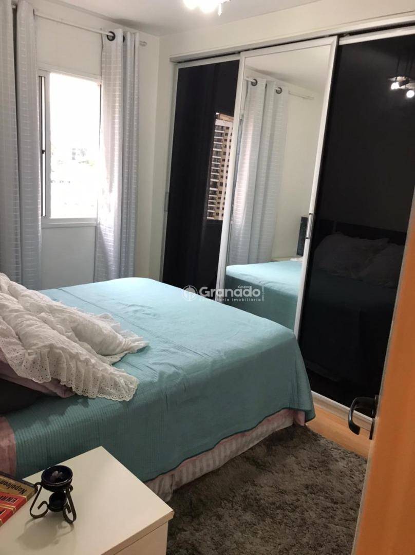 Apartamento à venda com 3 quartos, 70m² - Foto 32