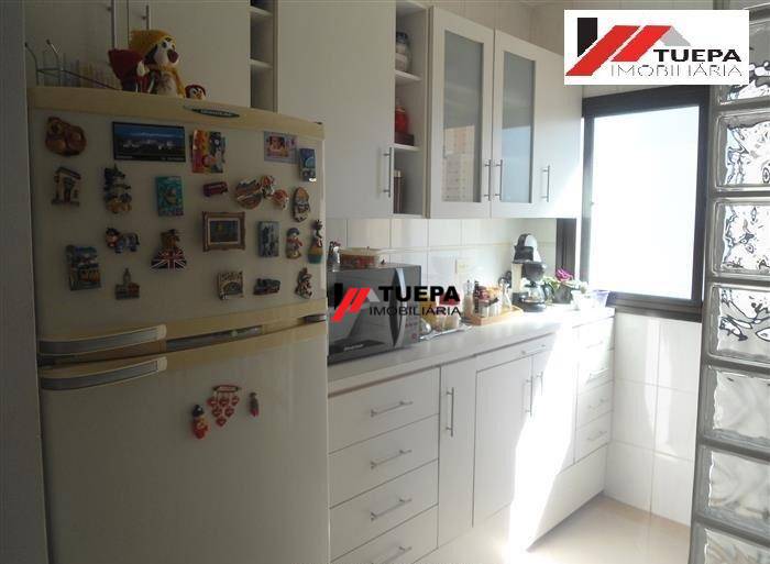 Apartamento à venda com 2 quartos, 69m² - Foto 11