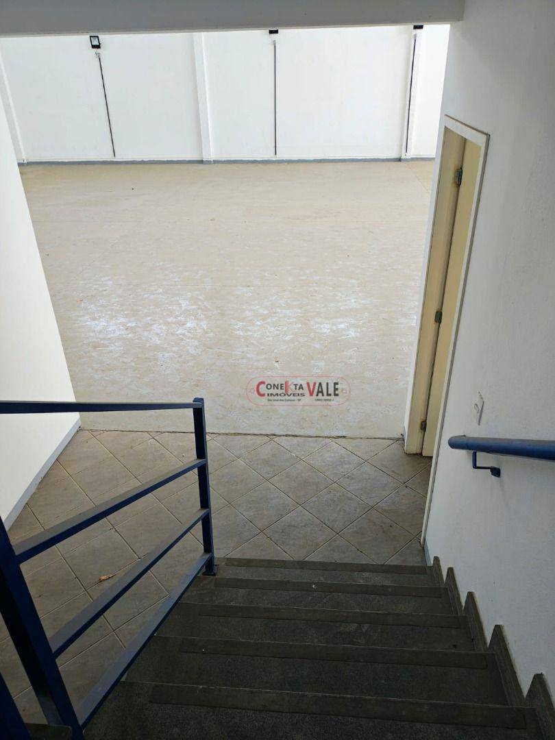 Depósito-Galpão-Armazém para alugar, 600m² - Foto 9