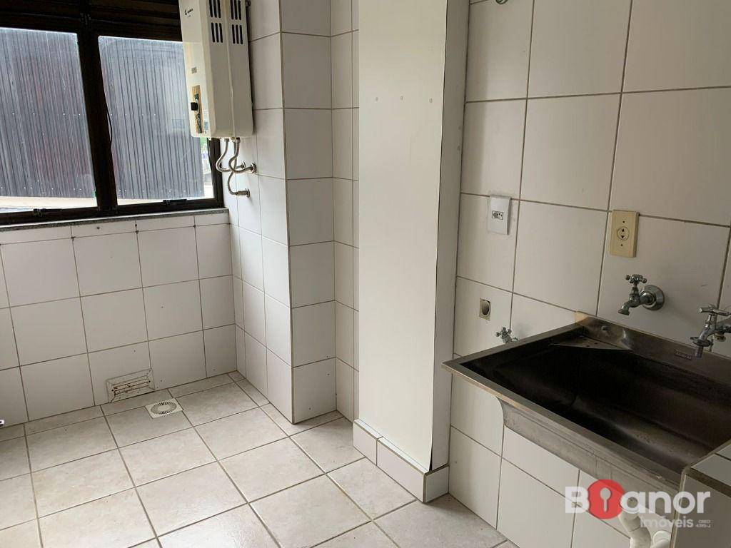 Apartamento à venda com 3 quartos, 144m² - Foto 10