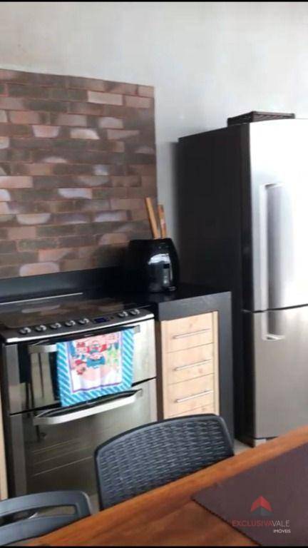 Casa de Condomínio à venda com 4 quartos, 270m² - Foto 11