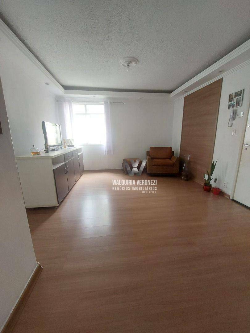 Apartamento à venda com 2 quartos, 70m² - Foto 5