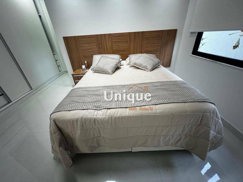 Casa de Condomínio à venda com 4 quartos, 209m² - Foto 31