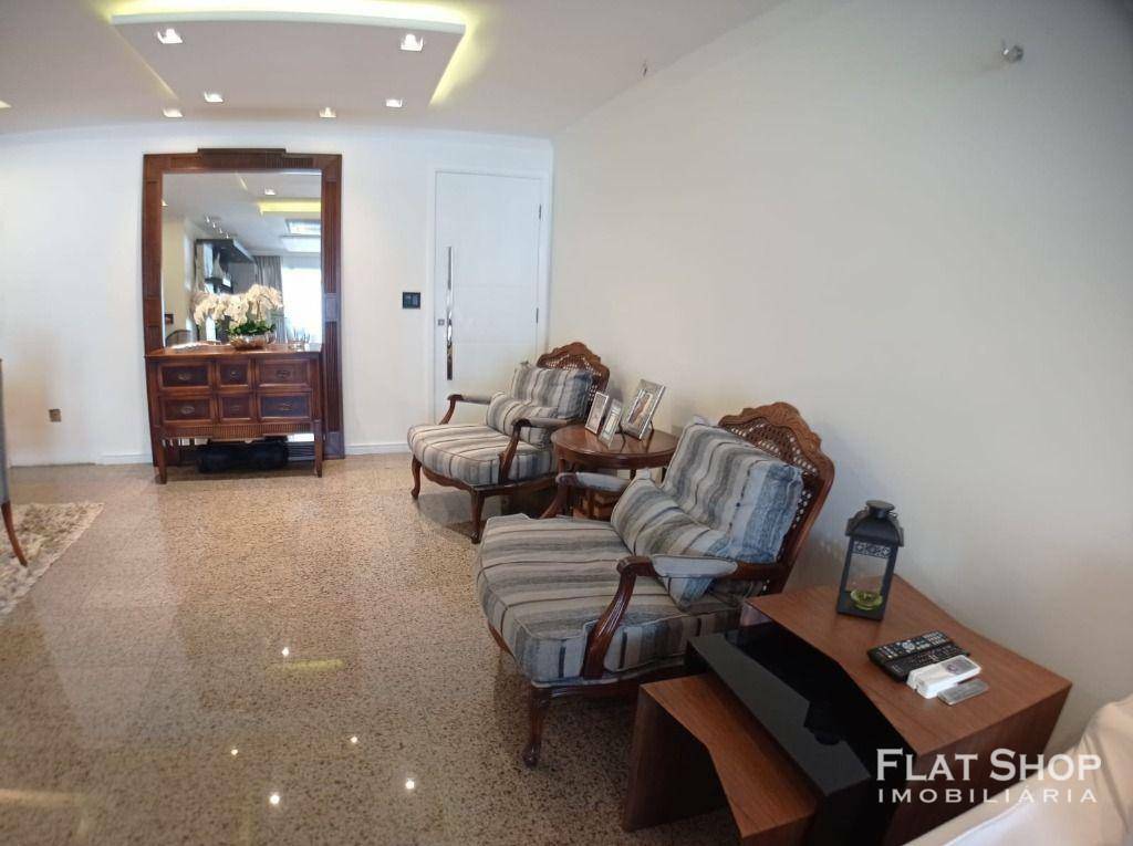 Apartamento à venda com 3 quartos, 151m² - Foto 5