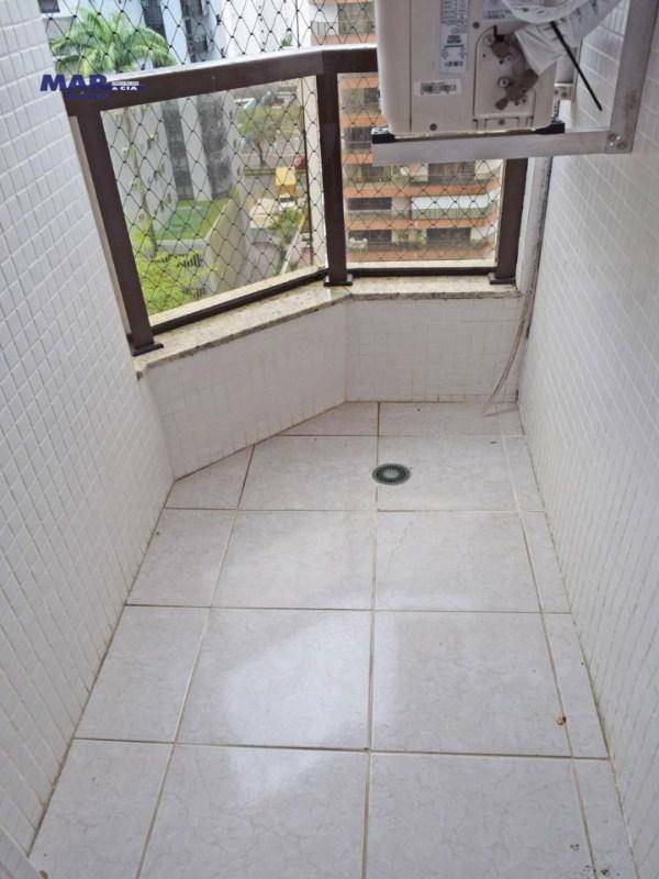 Apartamento à venda com 3 quartos, 140m² - Foto 9