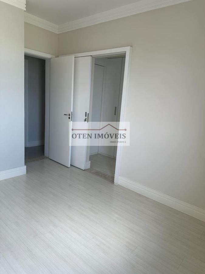 Apartamento para alugar com 3 quartos, 157m² - Foto 7