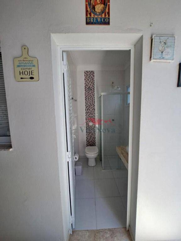 Casa de Condomínio à venda com 3 quartos, 216m² - Foto 31