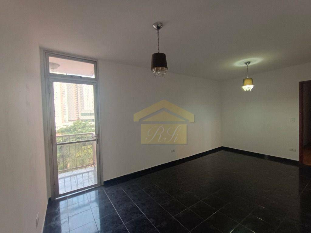 Apartamento à venda com 3 quartos, 66m² - Foto 4