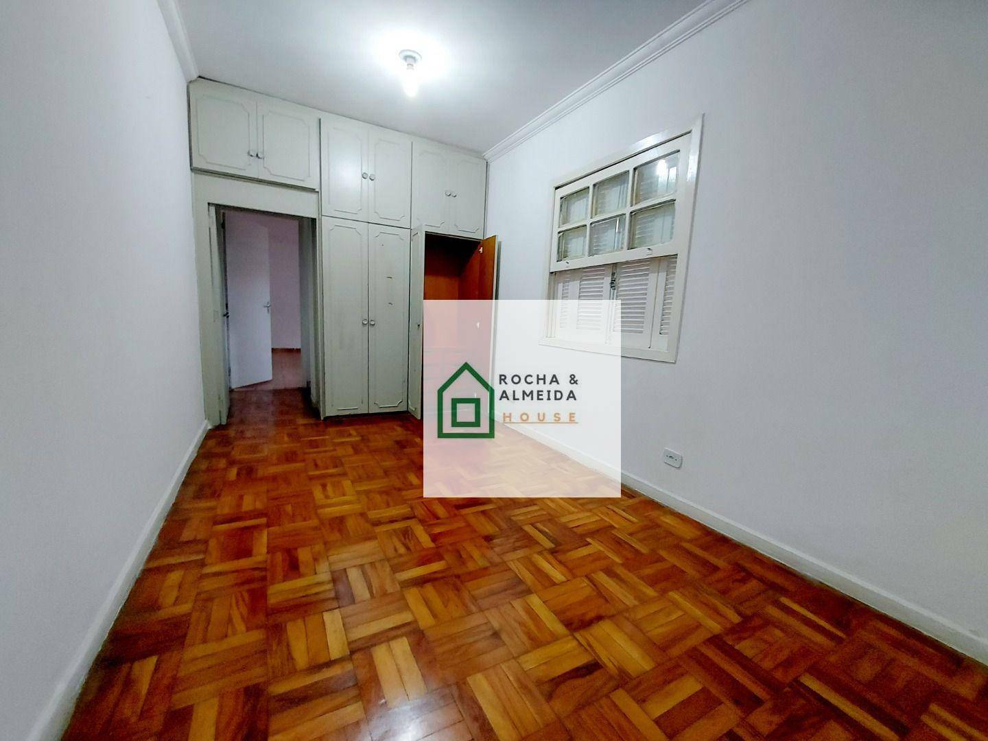 Casa para alugar com 4 quartos, 160m² - Foto 38