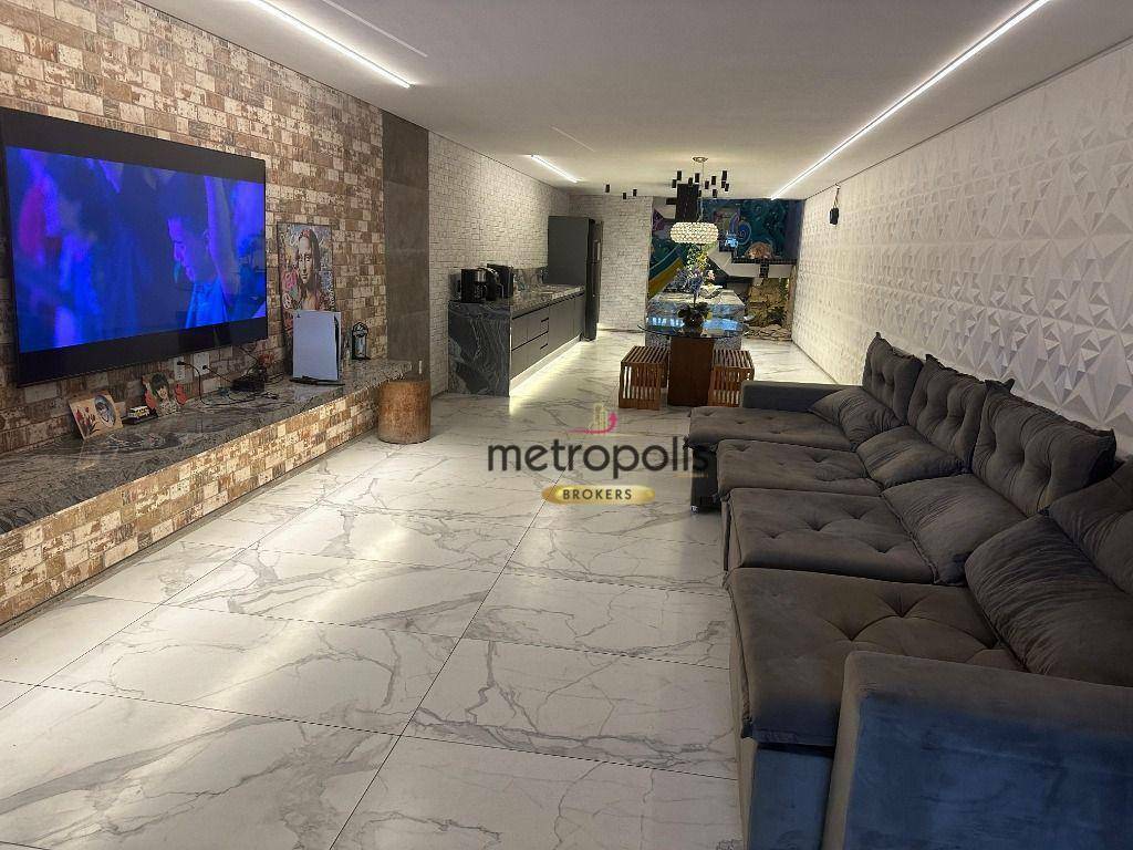 Sobrado à venda com 3 quartos, 325m² - Foto 2