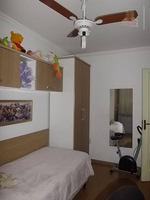 Apartamento à venda com 3 quartos, 75m² - Foto 13