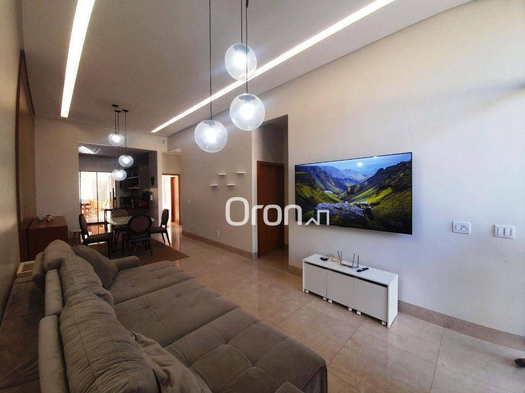 Casa à venda com 3 quartos, 172m² - Foto 2