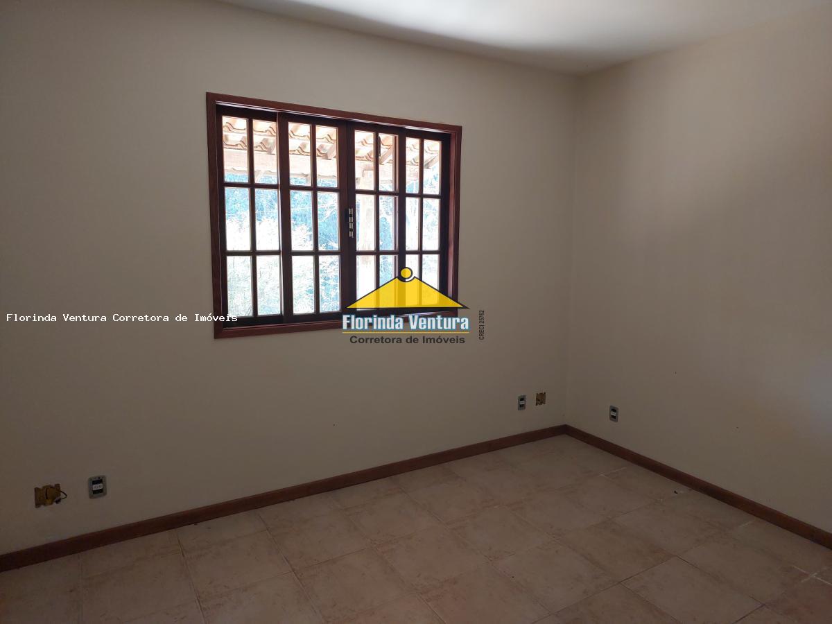 Casa de Condomínio à venda com 3 quartos, 220m² - Foto 5