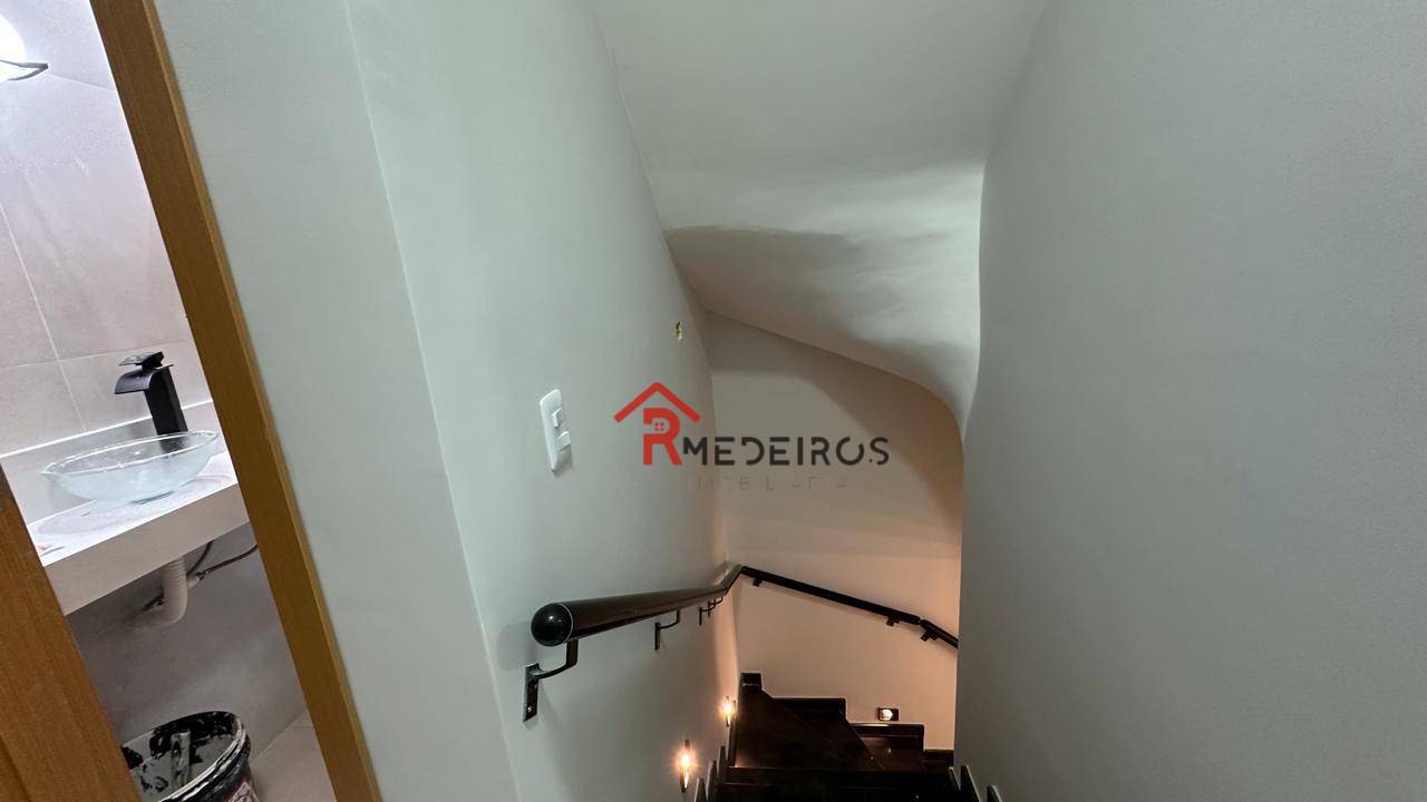 Sobrado à venda com 4 quartos, 160m² - Foto 12