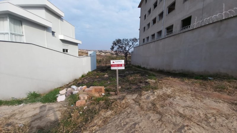 Terreno à venda, 335m² - Foto 3