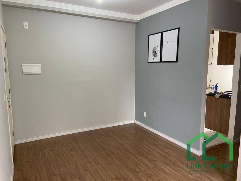 Apartamento à venda com 2 quartos, 50m² - Foto 12