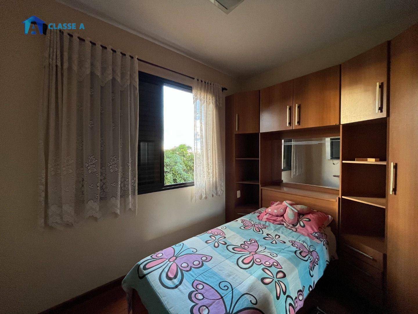 Apartamento à venda com 4 quartos, 255m² - Foto 14