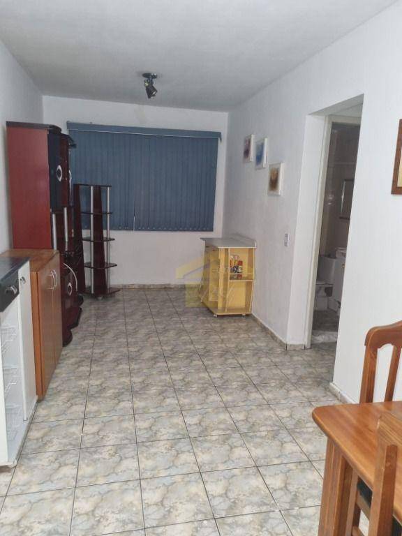 Apartamento à venda com 2 quartos, 62m² - Foto 5