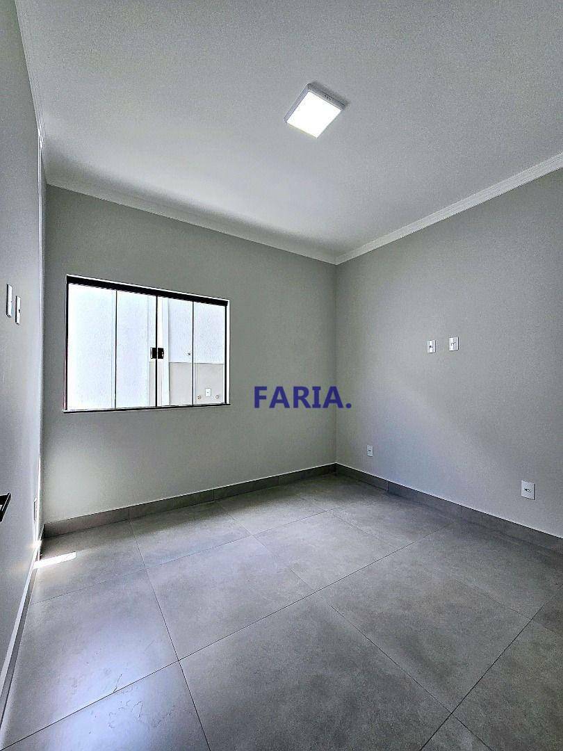 Casa à venda com 3 quartos, 185m² - Foto 13