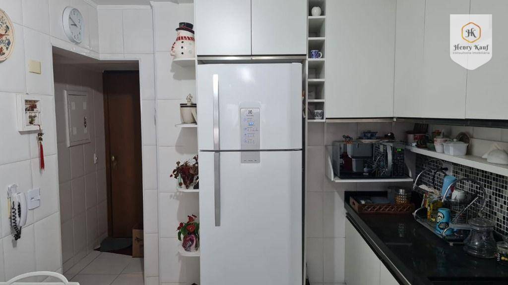 Apartamento à venda com 3 quartos, 102m² - Foto 8