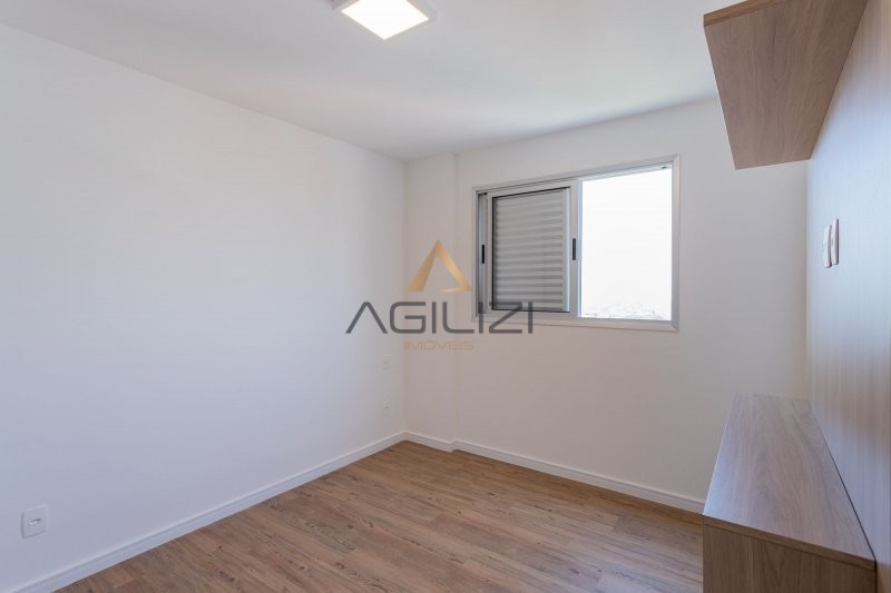 Apartamento à venda com 2 quartos, 66m² - Foto 28