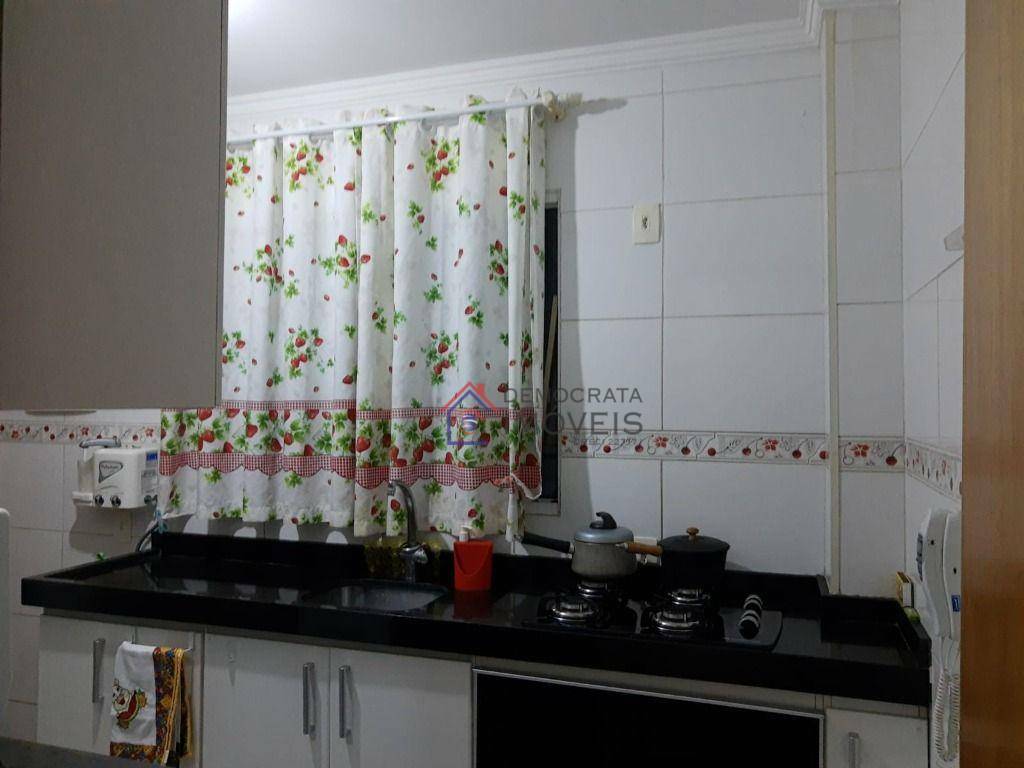 Apartamento à venda com 2 quartos, 53m² - Foto 13