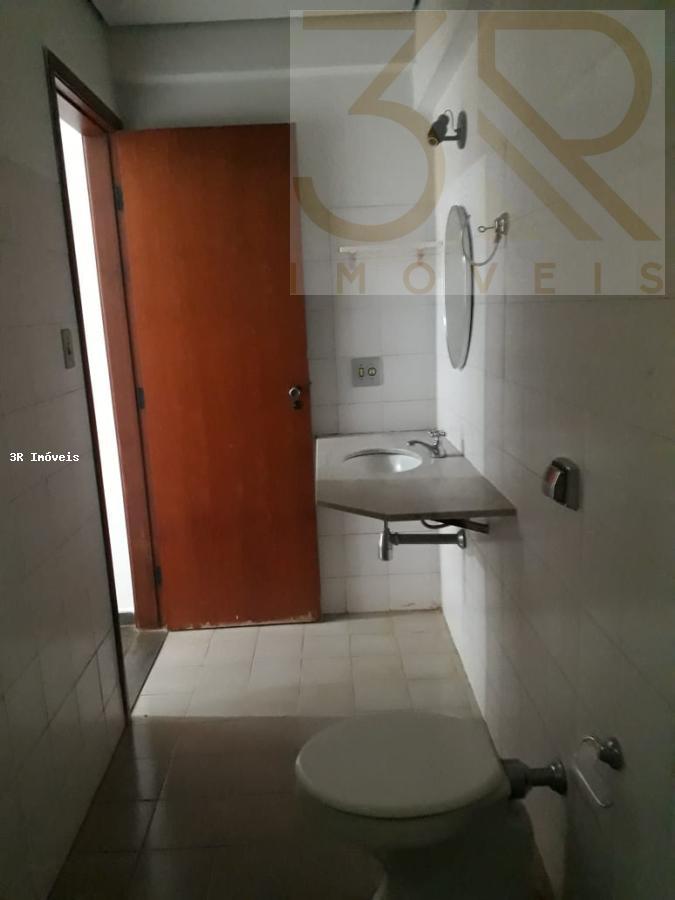 Apartamento à venda com 2 quartos, 72m² - Foto 9