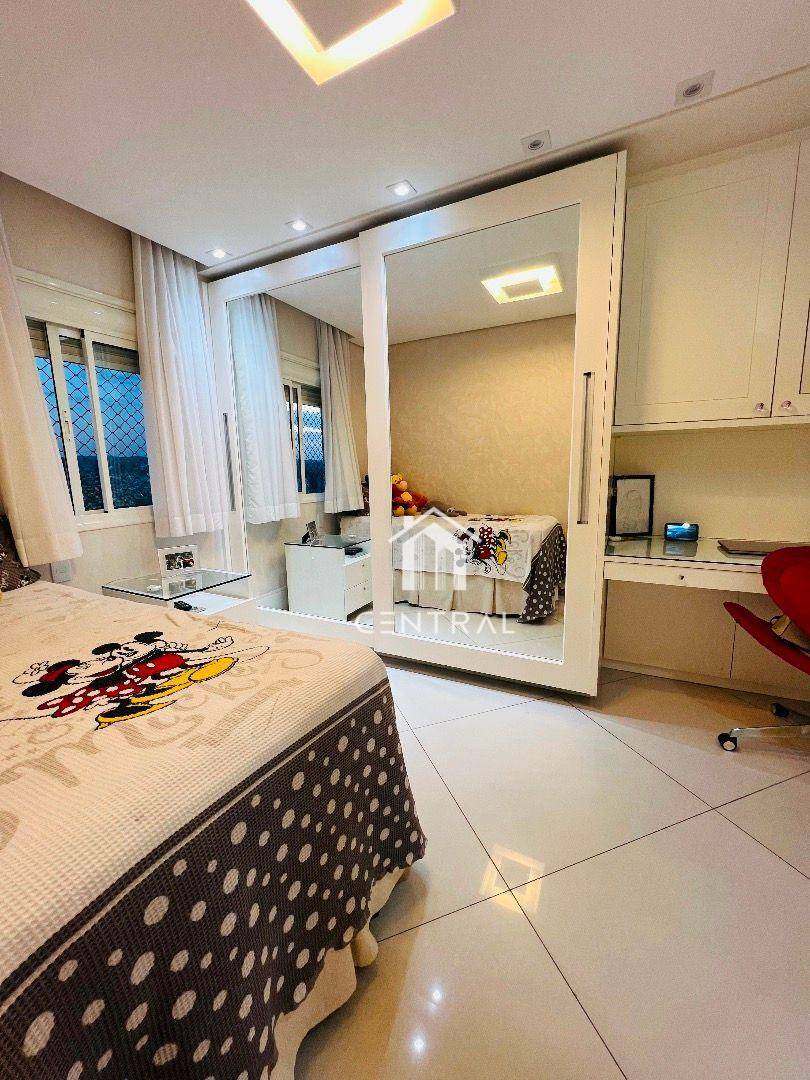 Apartamento à venda com 3 quartos, 182m² - Foto 34