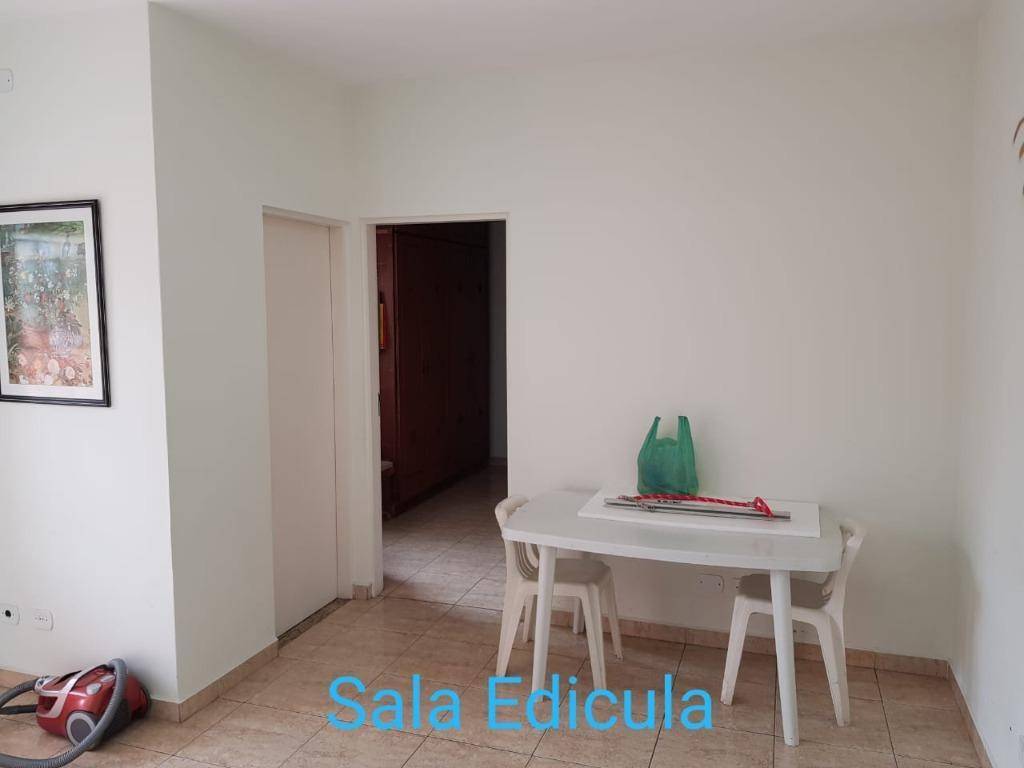 Casa à venda com 3 quartos, 250m² - Foto 7