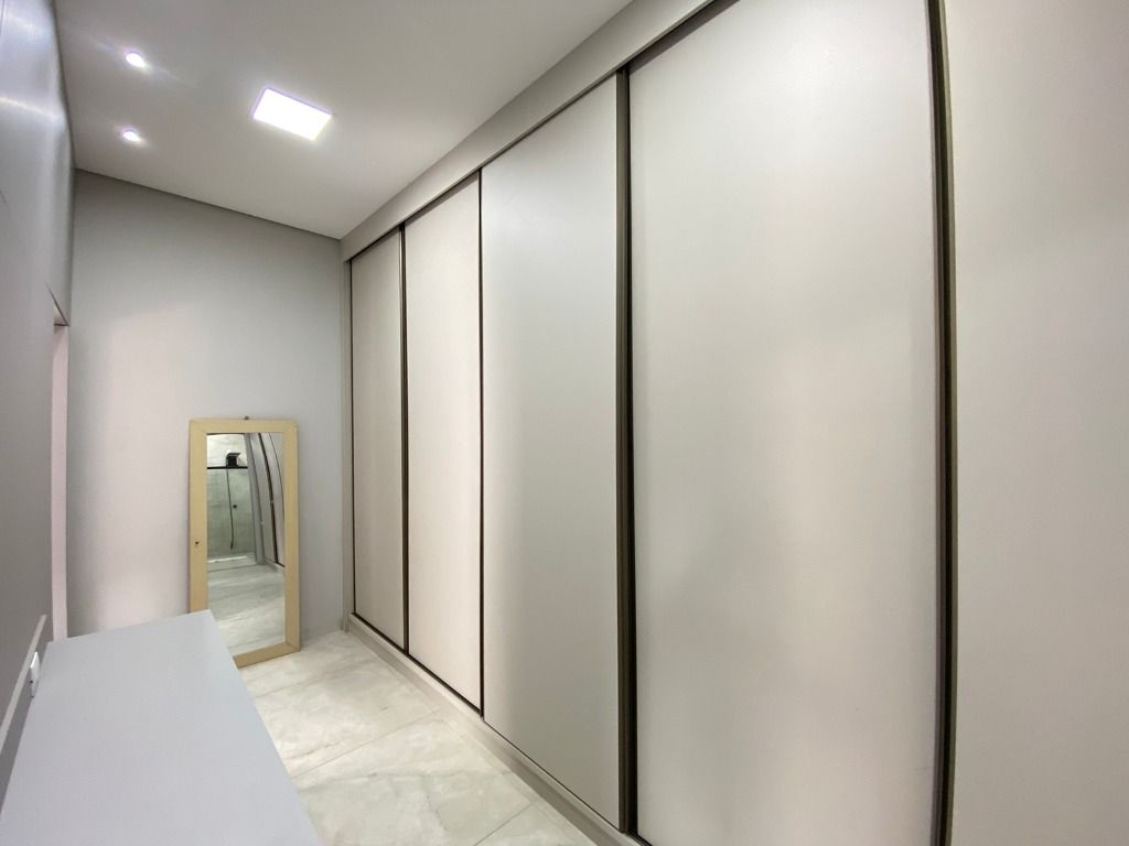 Casa à venda com 3 quartos, 250m² - Foto 12