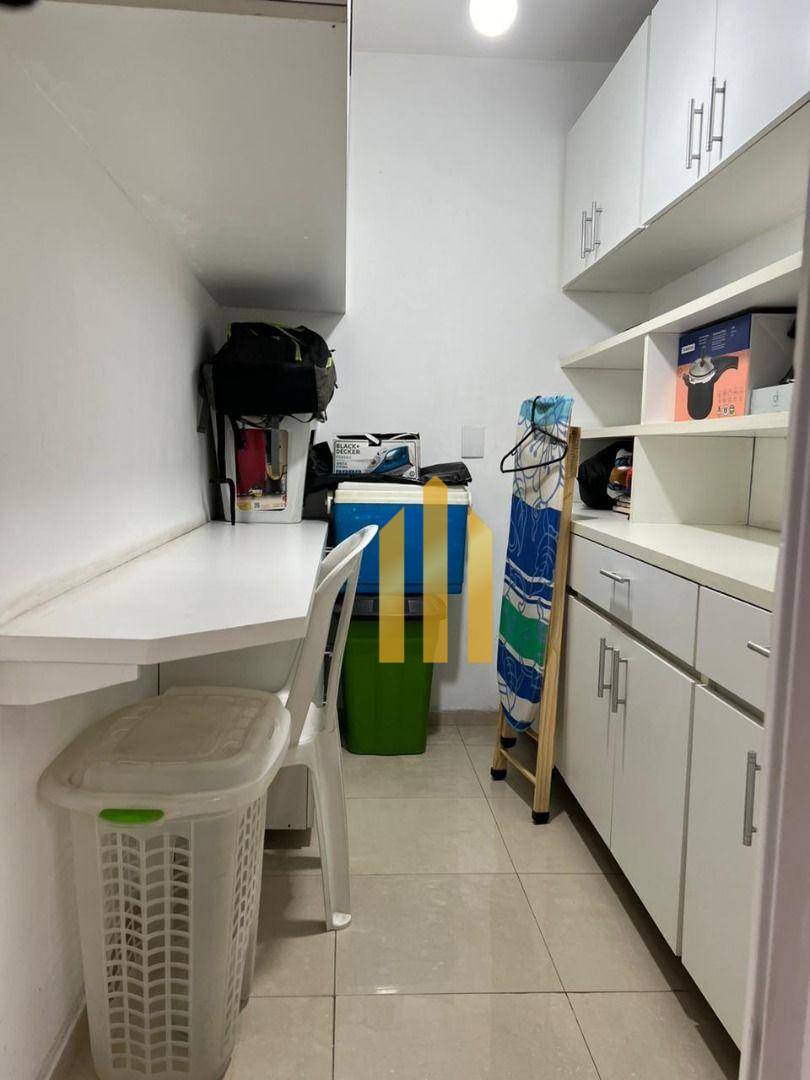 Apartamento à venda com 3 quartos, 98m² - Foto 9