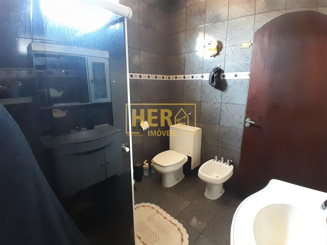 Casa à venda com 4 quartos, 288m² - Foto 10