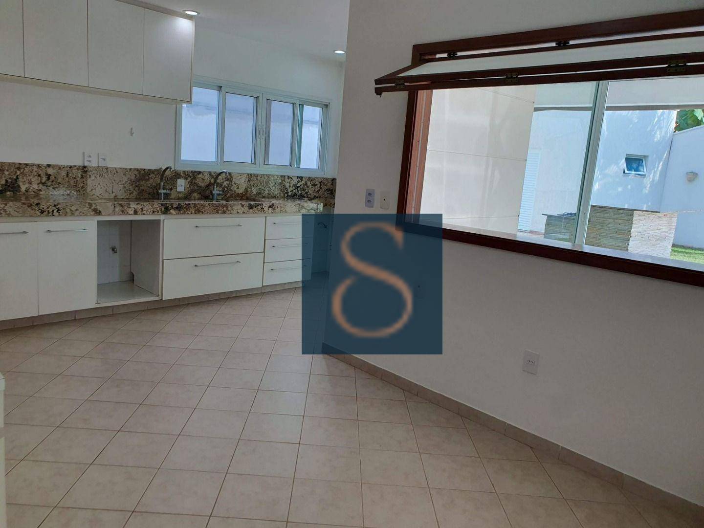 Sobrado à venda e aluguel com 4 quartos, 330m² - Foto 6